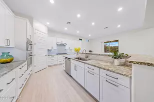 5197 W Brentwood Ln, Oro Valley, AZ 85742 - Photo 7