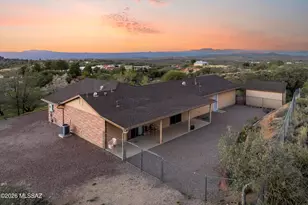 881 N Mountain View Dr, Oracle, AZ 85623 - Photo 25