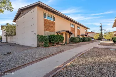 915 N Venice Avenue #APT B, Tucson, AZ 85711 - Photo 1