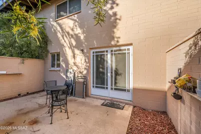 915 N Venice Avenue #APT B, Tucson, AZ 85711 - Photo 27