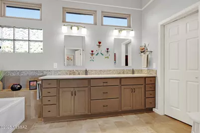 14508 N Lost Arrow Drive, Oro Valley, AZ 85755 - Photo 21