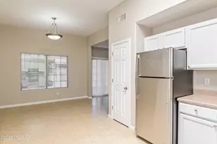 1019 N Sonoita, Tucson, AZ 85711 - Photo 5