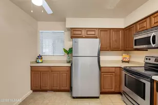 1801 E Blacklidge Dr, Tucson, AZ 85719 - Photo 7