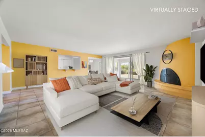 450 E Los Rincones, Green Valley, AZ 85614 - Photo 5