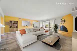 450 E Los Rincones, Green Valley, AZ 85614 - Photo 5