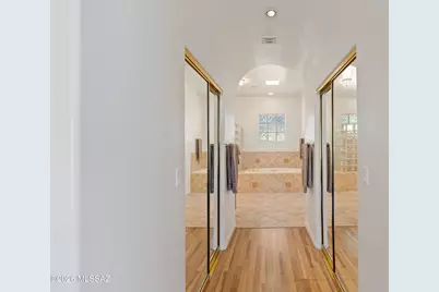 9655 Golden Sun Drive, Oro Valley, AZ 85737 - Photo 19