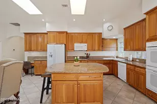 9655 Golden Sun Dr, Oro Valley, AZ 85737 - Photo 11