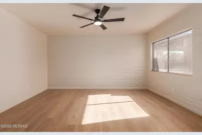3960 E Flower Street #APT 11, Tucson, AZ 85712 - Photo 9