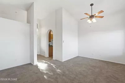 2125 E Cypress Canyon Drive, Green Valley, AZ 85614 - Photo 15