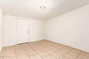 1161 N Catalina Ave, Tucson, AZ 85712 - Photo 21