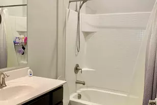 8764 W Red Spike Ice Dr, Marana, AZ 85653 - Photo 35