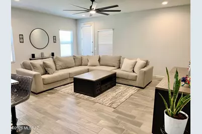 8764 W Red Spike Ice Drive, Marana, AZ 85653 - Photo 17