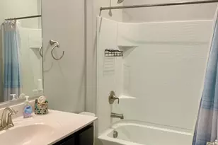 8764 W Red Spike Ice Dr, Marana, AZ 85653 - Photo 39