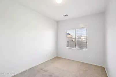 8202 W Calle Sancho Panza, Tucson, AZ 85757 - Photo 13