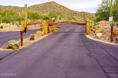 12650 Roger Road #8, Tucson, AZ 85749 - Photo 11