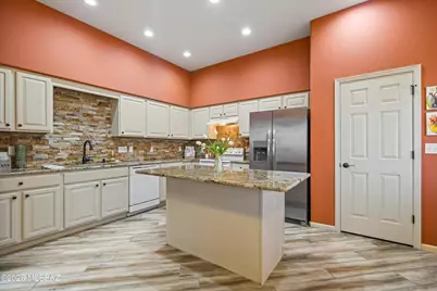 1497 W Carmel Pointe Drive, Oro Valley, AZ 85737 - Photo 7