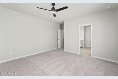 7746 S Wild Prairie Drive, Tucson, AZ 85757 - Photo 9