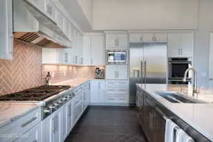 14057 N Flint Peak Dr, Tucson, AZ 85755 - Photo 13