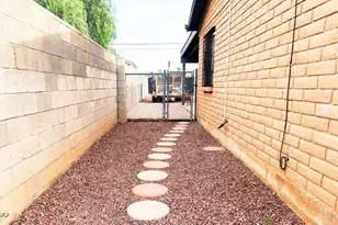 5841 S Herpa Dr, Tucson, AZ 85706 - Photo 5