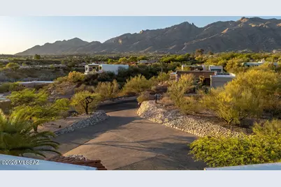 5310 N Calle Bujia, Tucson, AZ 85718 - Photo 11