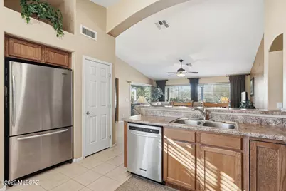 1019 N Rams Head Road, Green Valley, AZ 85614 - Photo 9