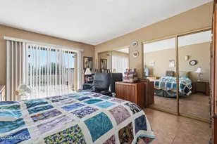 1407 W Camino Calderon, Green Valley, AZ 85622 - Photo 13