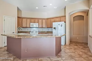 13015 N Bellbird Dr, Oro Valley, AZ 85755 - Photo 11