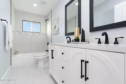 6052 E Oak Street, Tucson, AZ 85711 - Photo 17