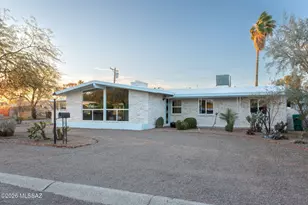 6052 E Oak St, Tucson, AZ 85711 - Photo 1