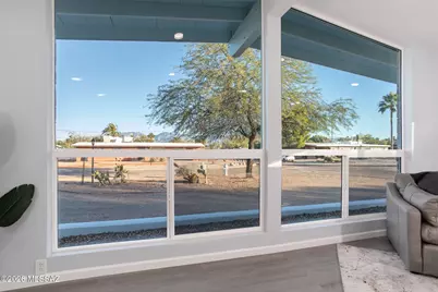 6052 E Oak Street, Tucson, AZ 85711 - Photo 5