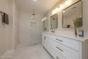 2110 E Grant Rd, Tucson, AZ 85719 - Photo 27