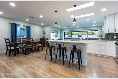 2110 E Grant Road, Tucson, AZ 85719 - Photo 11