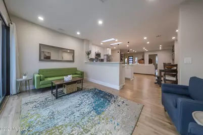 2110 E Grant Road, Tucson, AZ 85719 - Photo 15