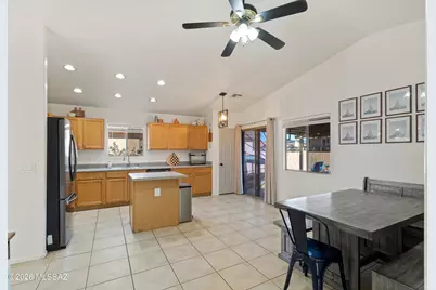 7998 N Siskiyou Drive, Tucson, AZ 85743 - Photo 13