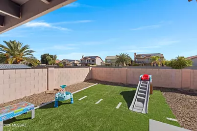 7998 N Siskiyou Drive, Tucson, AZ 85743 - Photo 25