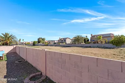 7998 N Siskiyou Drive, Tucson, AZ 85743 - Photo 27