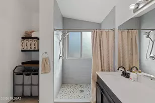 7998 N Siskiyou Dr, Tucson, AZ 85743 - Photo 17