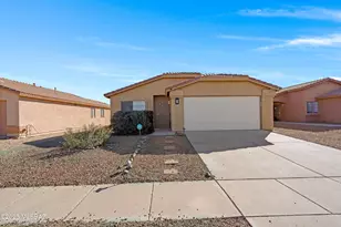 7998 N Siskiyou Dr, Tucson, AZ 85743 - Photo 3