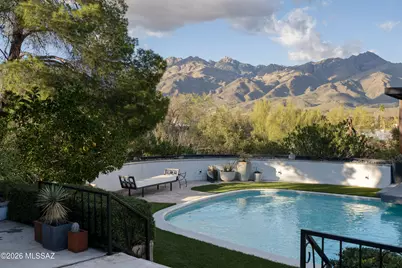 8125 E Moonstone Drive, Tucson, AZ 85750 - Photo 5