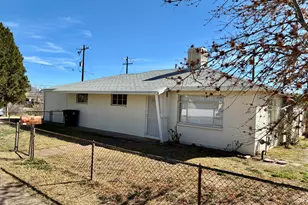 105 Dorothy Dr, Bisbee, AZ 85603 - Photo 1