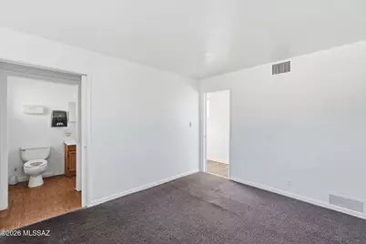 1031 S Magnolia Avenue, Tucson, AZ 85711 - Photo 15