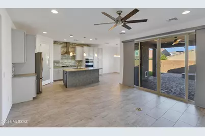 10237 E Iron Horse Trail, Tucson, AZ 85747 - Photo 3