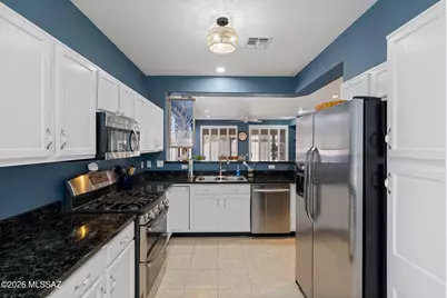 9513 N Twinkling Shadows Way, Tucson, AZ 85743 - Photo 7