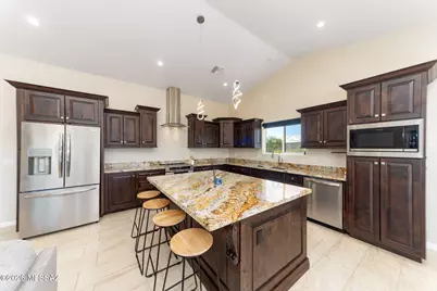 104 Circulo Penjamo, Rio Rico, AZ 85648 - Photo 13