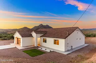 104 Circulo Penjamo, Rio Rico, AZ 85648 - Photo 3