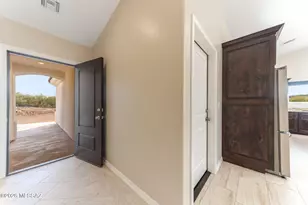 104 Circulo Penjamo, Rio Rico, AZ 85648 - Photo 7