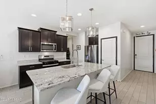 11881 W Charismatic Dr, Marana, AZ 85653 - Photo 5