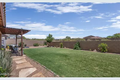 10468 S Cutting Horse Drive, Vail, AZ 85641 - Photo 13