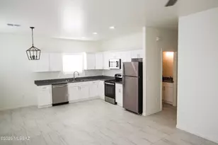 501 W Pennsylvania Dr, Tucson, AZ 85714 - Photo 3