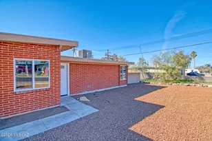 940 S Sarnoff Dr, Tucson, AZ 85710 - Photo 13